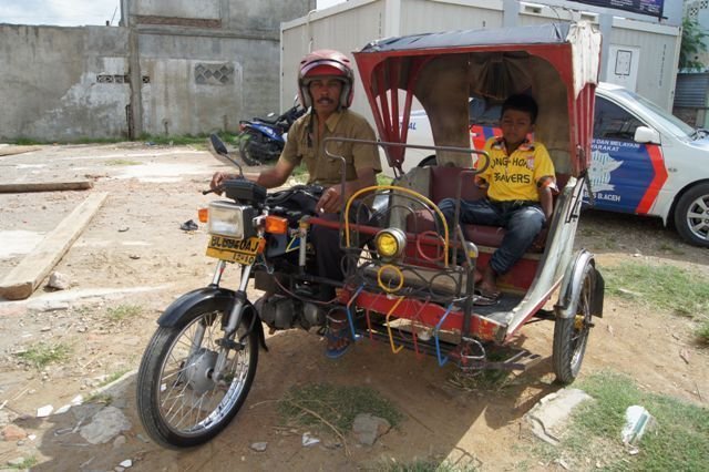 bandaacehlocaltransportation.jpg