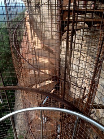 sigiriyalionrockspiralstaircase.jpg