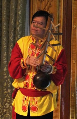 saigonculturalshow4.jpg